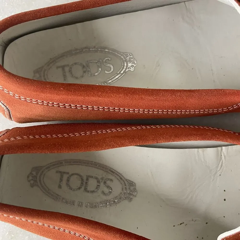Tod’s Gommino Rust Suede Leather Driving Loafers White Horsebit Buckle 39 / 8.5